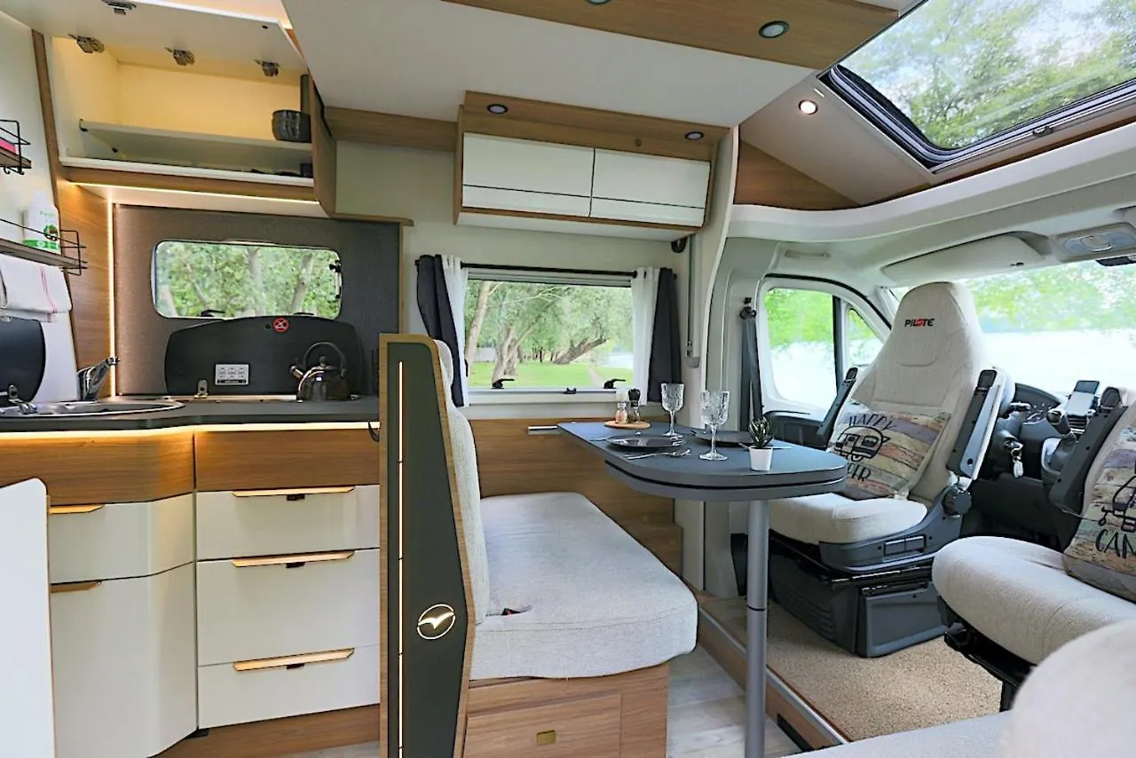 Campiri Base Malaga - Motorhome & Rvs Rental Company Spain