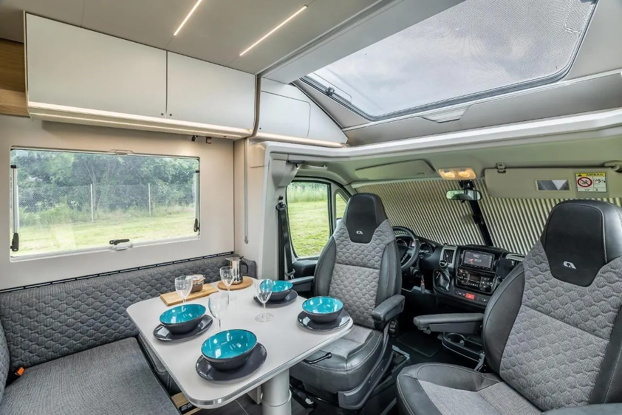 Botel Campiri Base Malaga - Motorhome & Rvs Rental Company Spain