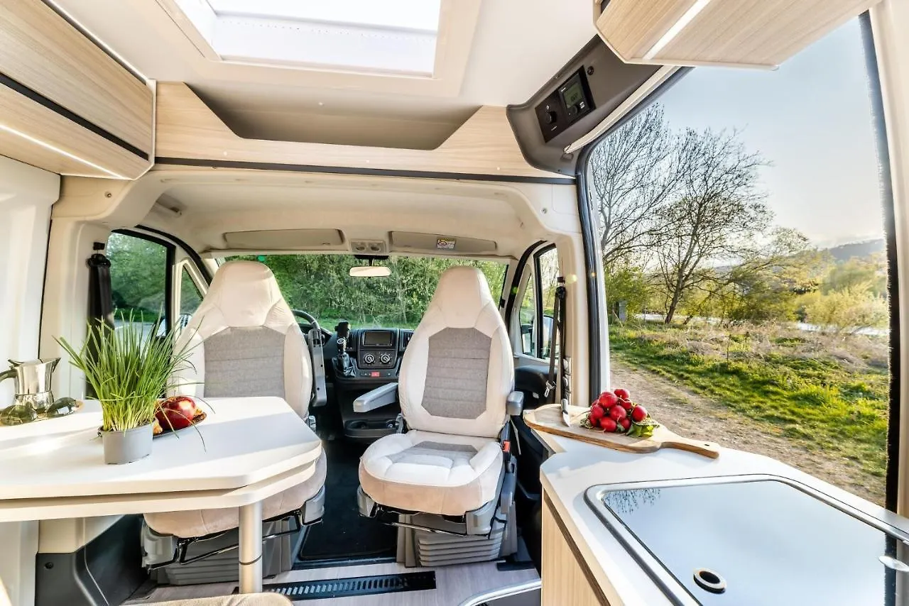 Campiri Base Malaga - Motorhome & Rvs Rental Company Botel