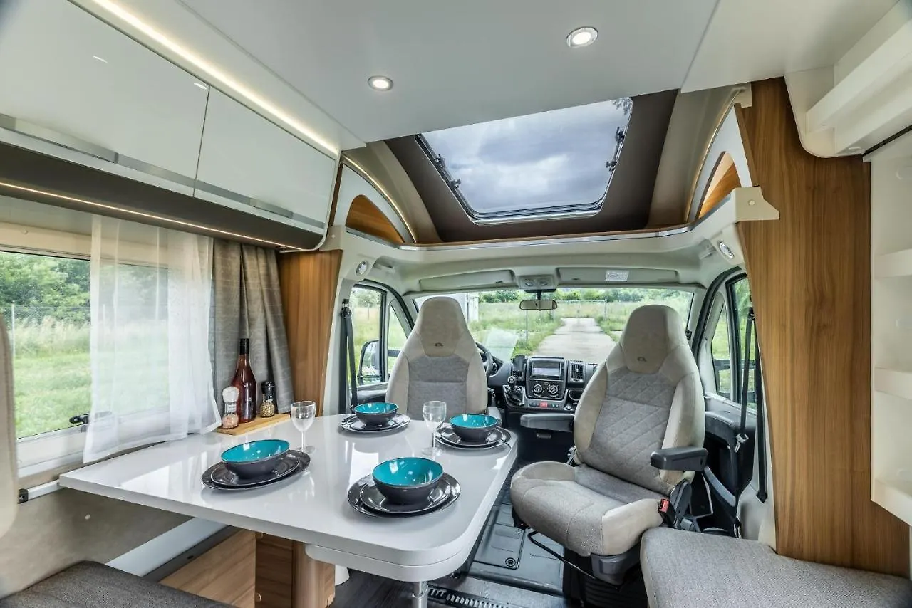 Botel Campiri Base Malaga - Motorhome & Rvs Rental Company